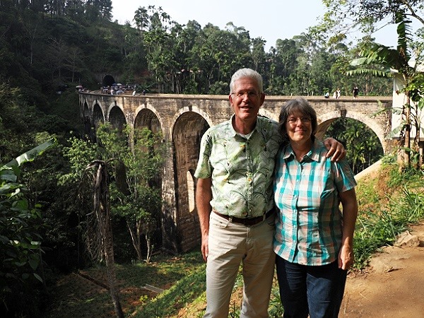 Wir warten auf den Zug
